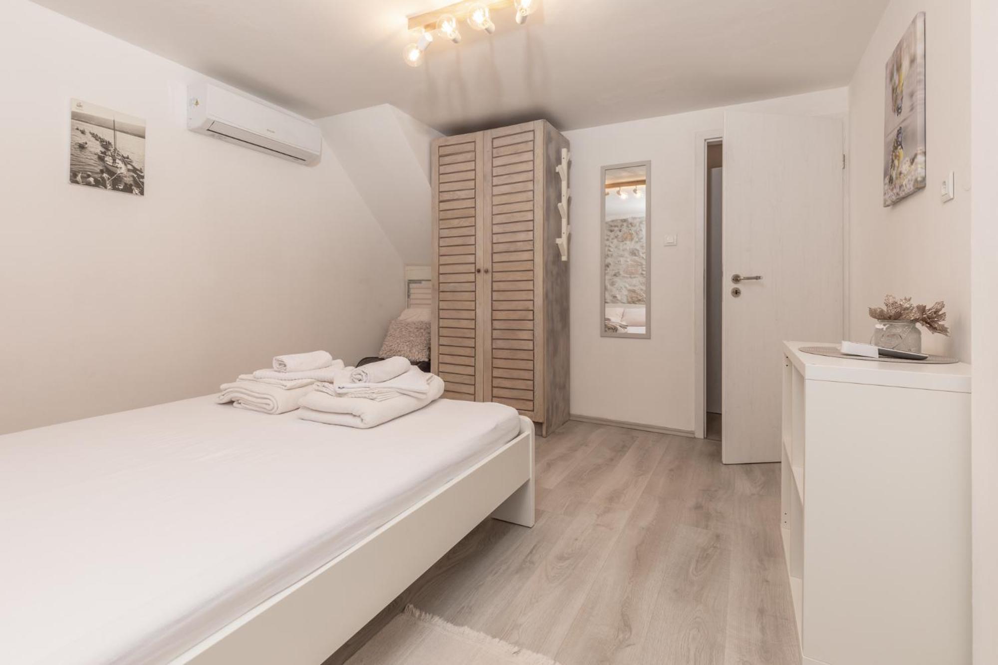 Guest House Otto Пунат Екстер'єр фото